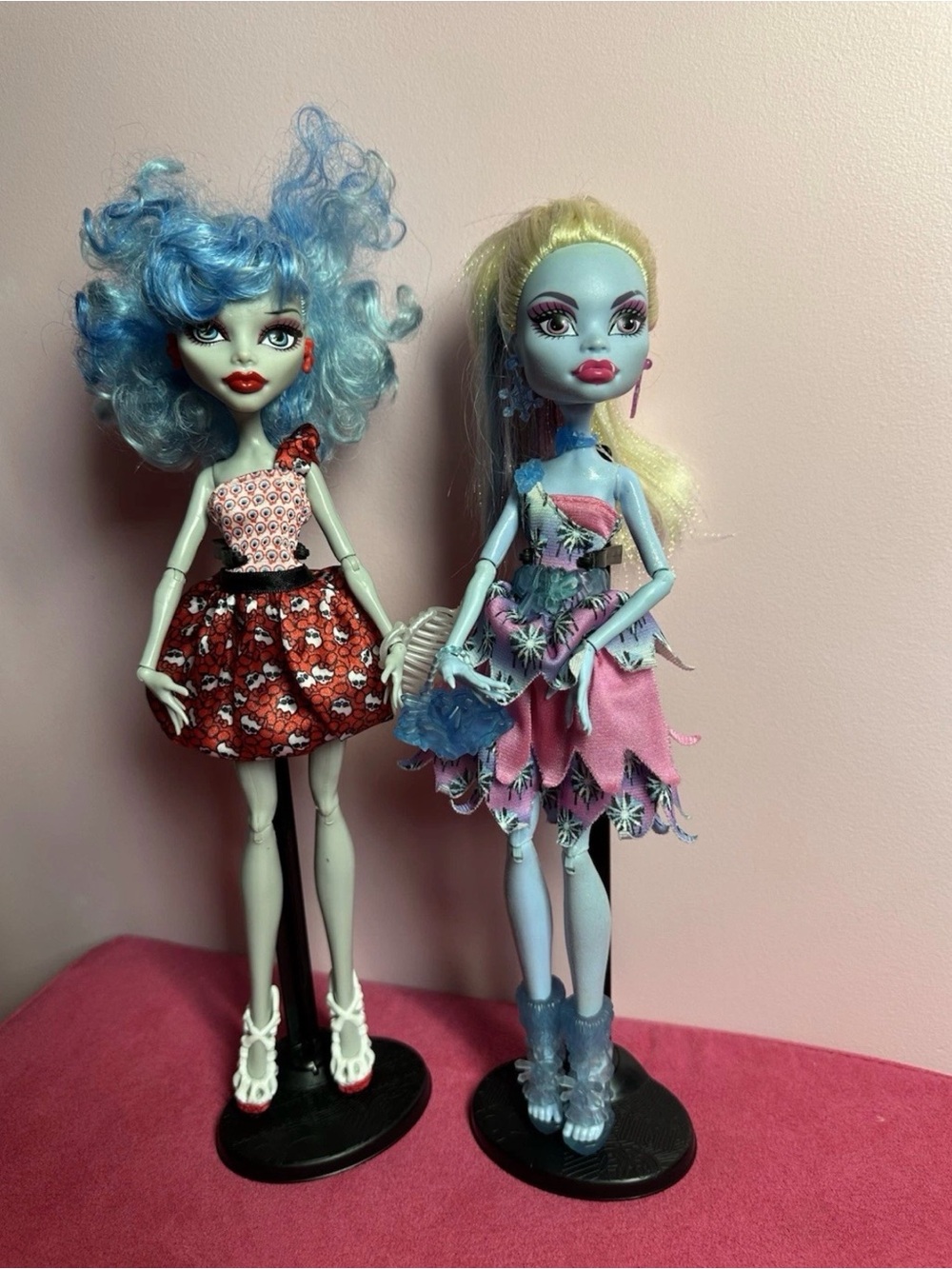 MONSTER HIGH 2 PACK DOT DEAD GORGEOUS DOLLS ABBEY GHOULIA EXCLUSIVE